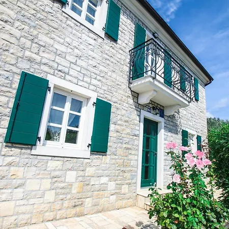 Luxury With A Parking Space Buici, - 13529 Villa